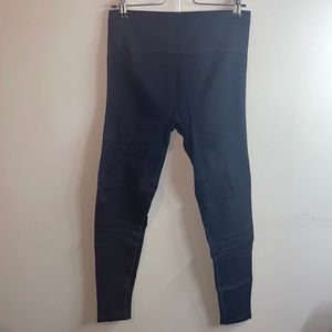 Fabletics High-Waisted Seamless Rib Legging